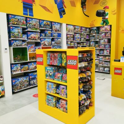 Lego Pop-Up Store Al Zahia City Centre Lego Pop-Up Store Al Zahia City Centre